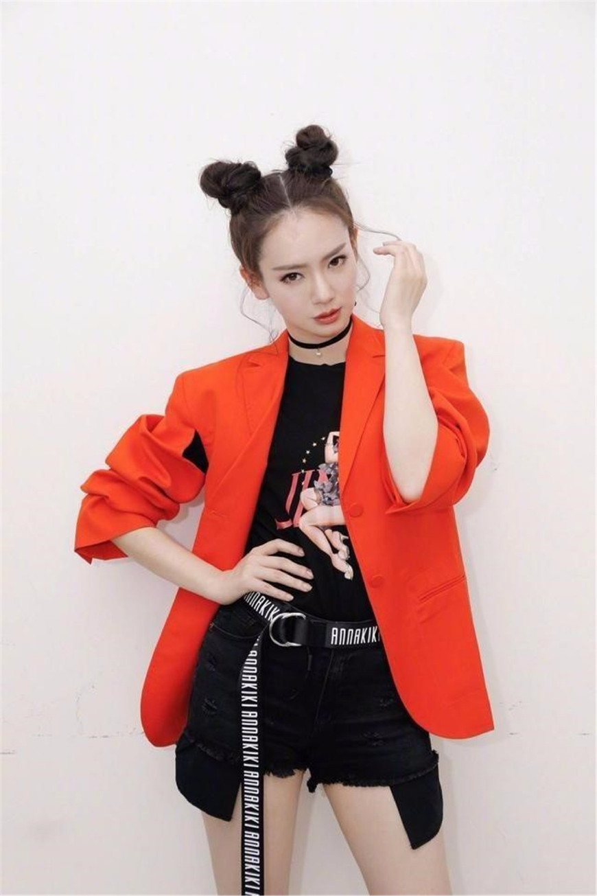 赢博体育盘货文娱圈中时尚感满分的女明星看看谁最时尚？(图4)
