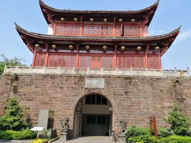 金赢博体育华旅逛攻略必逛的景点举荐！(图5)
