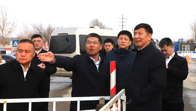 赢博体育王忠昆正在调研城修项目修复状况时夸大(图2)