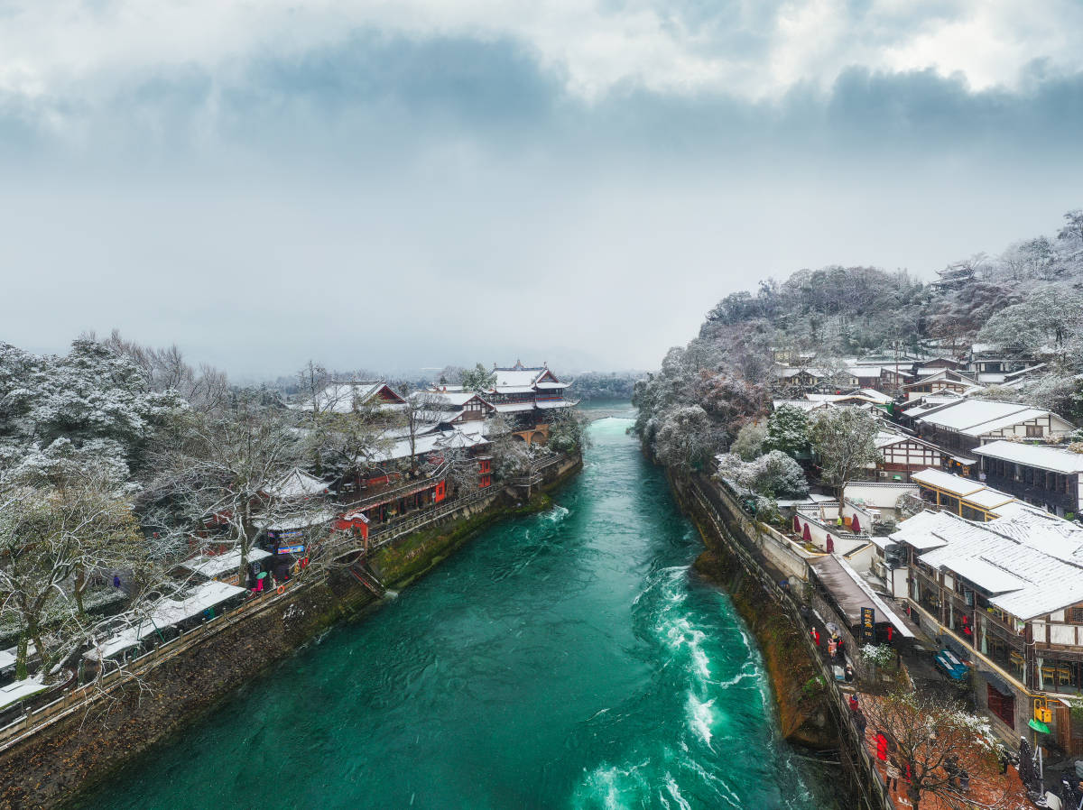 赢博体育四川旅逛攻略四天三晚超详尽行程安顿！四川成都旅逛攻略举荐(图3)