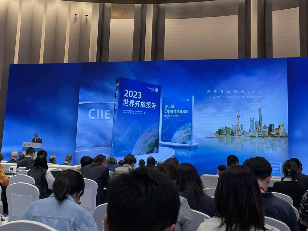 走进邦赢博体育际社会